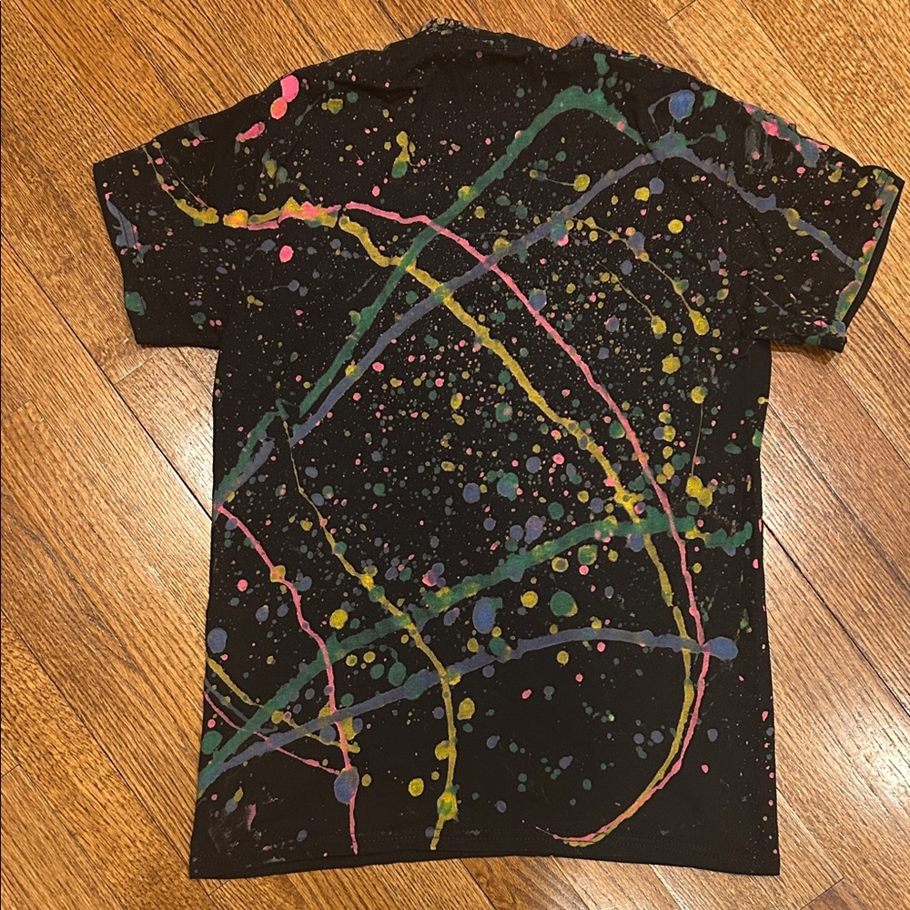 Studiohouse Designs “Midsommar” A24 Black Neon Splatter Unisex T-Shirt: SM, NWOT - Picture 4 of 8